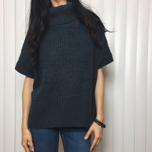 Short-sleeve good quality sweater